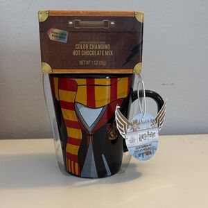 Harry Potter Color Changing Hot Chocolate Mix and Mug Set.